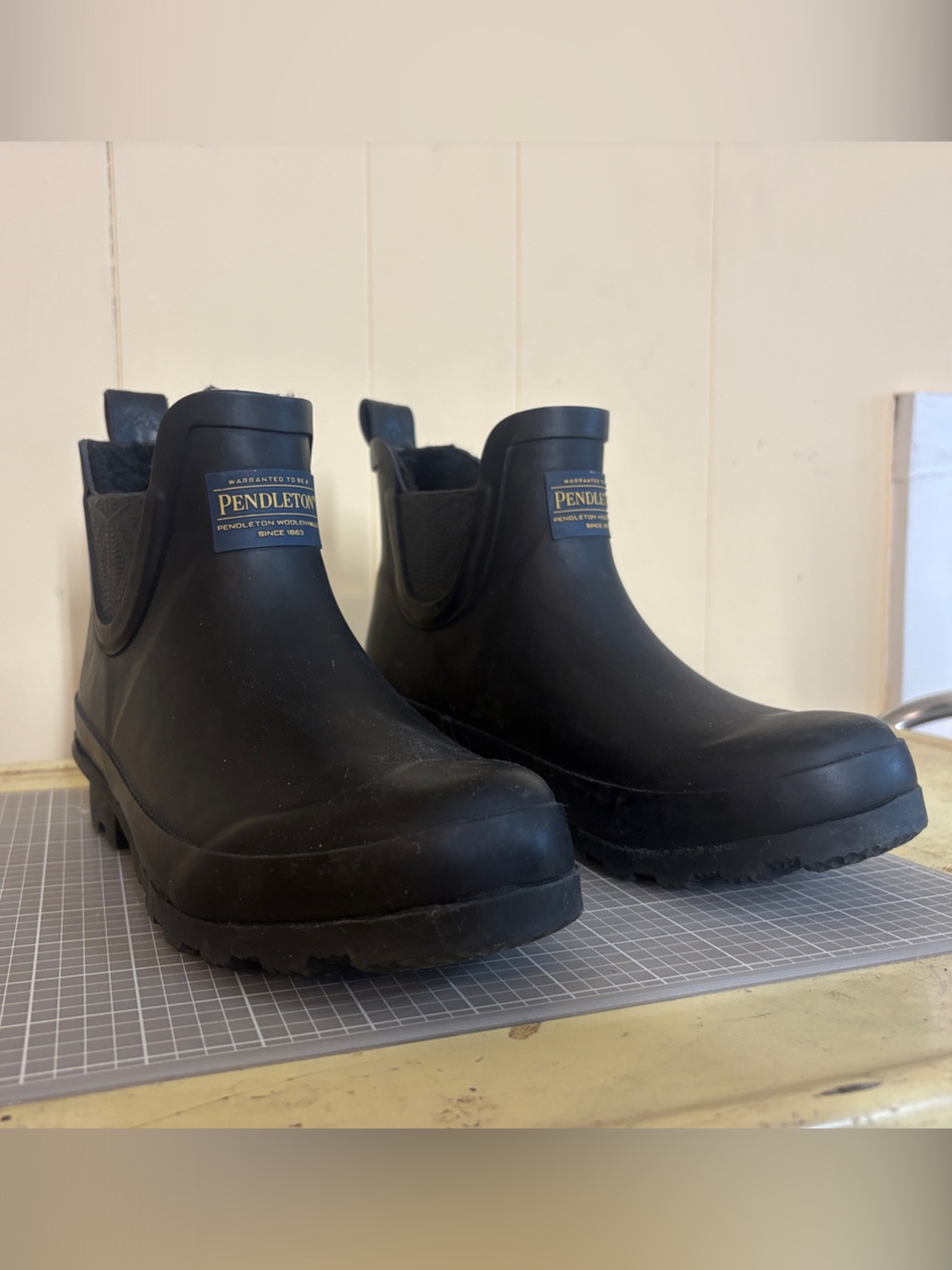 Pendleton Black Matte Chelsea Rain Boots